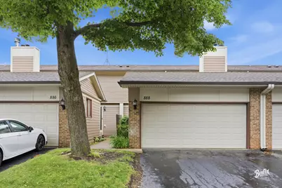 888 Swan Boulevard, Deerfield, IL 60015 - Photo 1
