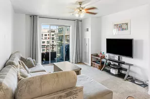 437 W Division St, Chicago, IL 60610 - Photo 4