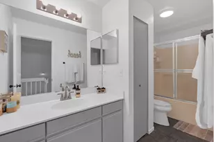 1236 N Knollwood Dr N, Palatine, IL 60067 - Photo 2