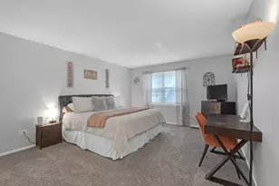 1236 N Knollwood Dr N, Palatine, IL 60067 - Photo 6