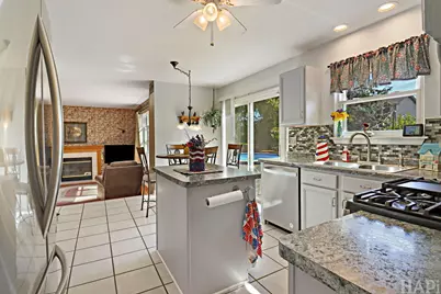 303 Galvin Parkway, Harvard, IL 60033 - Photo 10