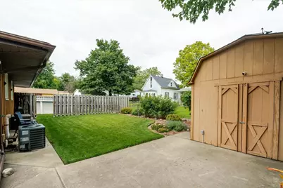 1222 S Mason Street, Bloomington, IL 61701 - Photo 4