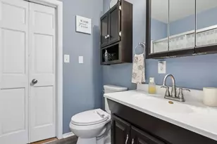 930 Camelot Dr, Crystal Lake, IL 60014 - Photo 16