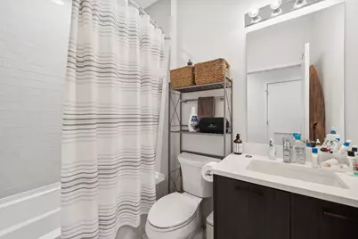 1045 W Cornelia Avenue #404, Chicago, IL 60657 - Photo 12