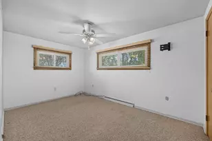 911 David St, Antioch, IL 60002 - Photo 16