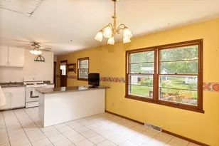 504 Judd St, Dwight, IL 60420 - Photo 8