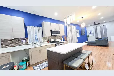 907 N Leamington Avenue, Chicago, IL 60651 - Photo 4
