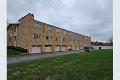 9637 S Keeler Avenue #1E, Oak Lawn, IL 60453 - Photo 4