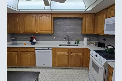 9637 S Keeler Avenue #1E, Oak Lawn, IL 60453 - Photo 10