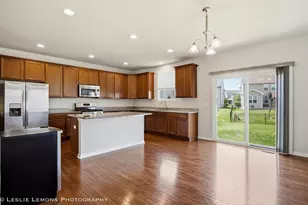 4212 Fraser Cir, Naperville, IL 60564 - Photo 6