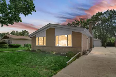 548 Leamington Avenue, Wilmette, IL 60091 - Photo 2