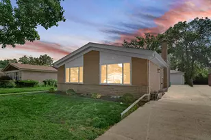548 Leamington Ave, Wilmette, IL 60091 - Photo 2