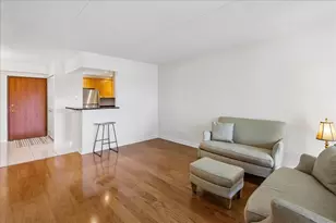 7707 W Irving Park Rd, Chicago, IL 60634 - Photo 6