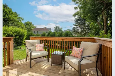 1605 Park Ridge Point, Park Ridge, IL 60068 - Photo 2