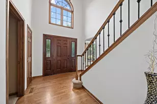 3925 Biltmore Rd, Downers Grove, IL 60515 - Photo 2