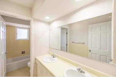 14950 W York House Road, Wadsworth, IL 60083 - Photo 18