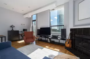 910 S Michigan Ave, Chicago, IL 60605 - Photo 8