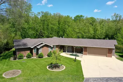 27 Birchwood Lane, Saint Anne, IL 60964 - Photo 1