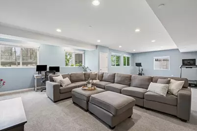 548 Council Circle, Vernon Hills, IL 60061 - Photo 14