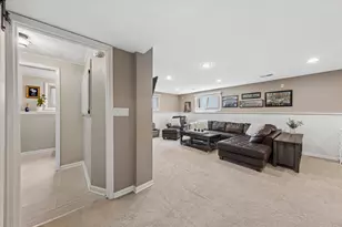 139 S Milton Ave, Glen Ellyn, IL 60137 - Photo 30