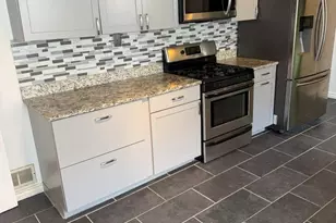 3529 W 72nd Pl, Chicago, IL 60629 - Photo 12