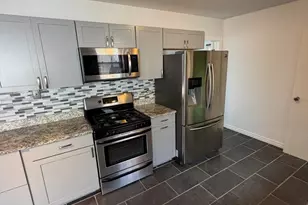 3529 W 72nd Pl, Chicago, IL 60629 - Photo 10