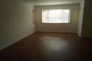 835 Ridge Ave, Evanston, IL 60202 - Photo 2