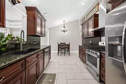 508 Landmeier Road, Elk Grove Village, IL 60007 - Photo 10
