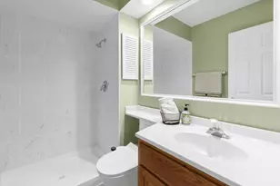 1525 Mayfield Ln, Hoffman Estates, IL 60169 - Photo 16