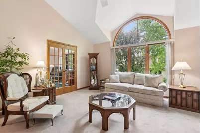 11135 Shenandoah Drive, Orland Park, IL 60467 - Photo 2