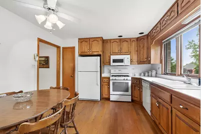 11135 Shenandoah Drive, Orland Park, IL 60467 - Photo 6