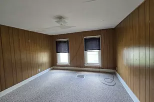 402 W Dixon St, Polo, IL 61064 - Photo 12