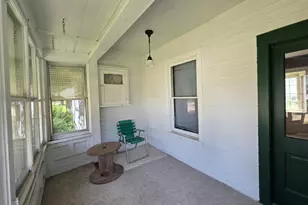 402 W Dixon St, Polo, IL 61064 - Photo 4