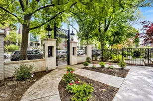 2522 N Burling St, Chicago, IL 60614 - Photo 2