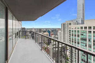 10 E Ontario St, Chicago, IL 60611 - Photo 24