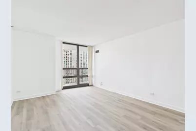 10 E Ontario Street #4207, Chicago, IL 60611 - Photo 16