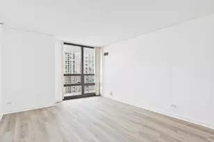 10 E Ontario St, Chicago, IL 60611 - Photo 16