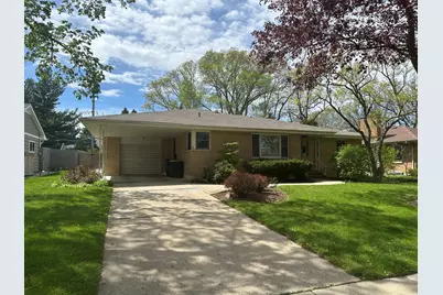 662 Garfield Avenue, Lake Bluff, IL 60044 - Photo 1