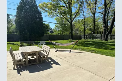 662 Garfield Avenue, Lake Bluff, IL 60044 - Photo 2