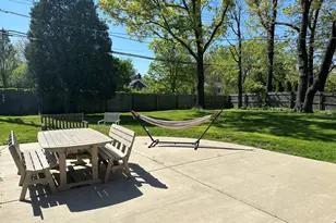 662 Garfield Ave, Lake Bluff, IL 60044 - Photo 2