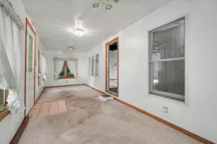 303 E Wilson St, Monticello, IL 61856 - Photo 12