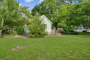 303 E Wilson St, Monticello, IL 61856 - Photo 4