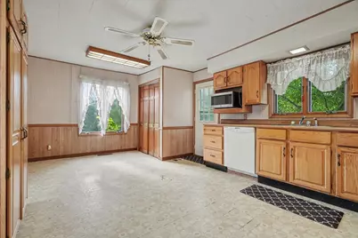 303 E Wilson Street, Monticello, IL 61856 - Photo 18