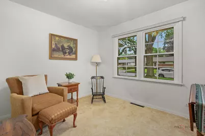 528 Ames Street, Libertyville, IL 60048 - Photo 18
