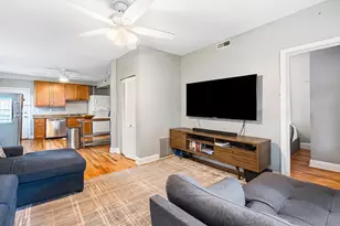 2040 W Charleston St, Chicago, IL 60647 - Photo 12
