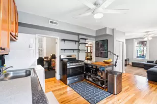 2040 W Charleston St, Chicago, IL 60647 - Photo 14