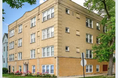 3216 W Berteau Avenue #3, Chicago, IL 60618 - Photo 1