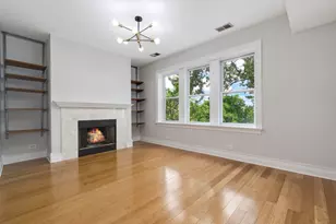 3216 W Berteau Ave, Chicago, IL 60618 - Photo 2
