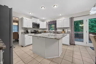 2 Scenic Point, Bloomington, IL 61701 - Photo 6