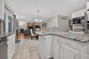 2 Scenic Point, Bloomington, IL 61701 - Photo 8
